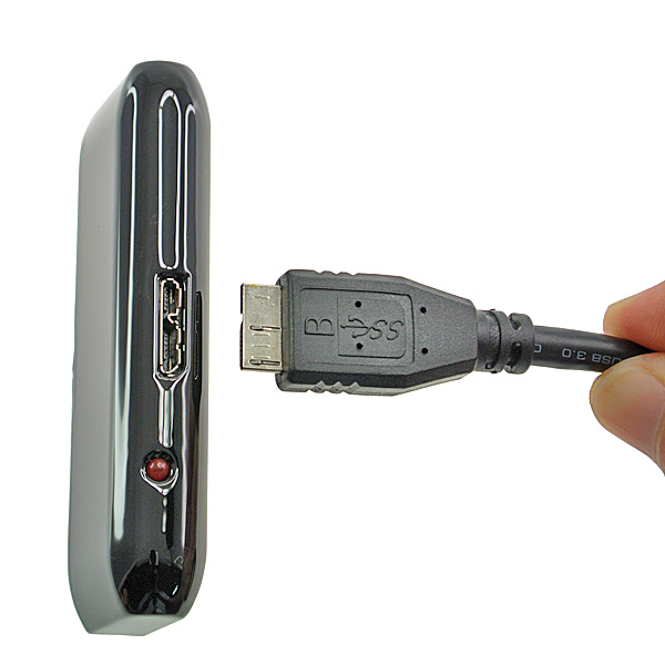 【上海問屋限定販売】 2.5インチSATAハードディスク/SSDを USB3.0接続可能にするアダプタ　販売開始
