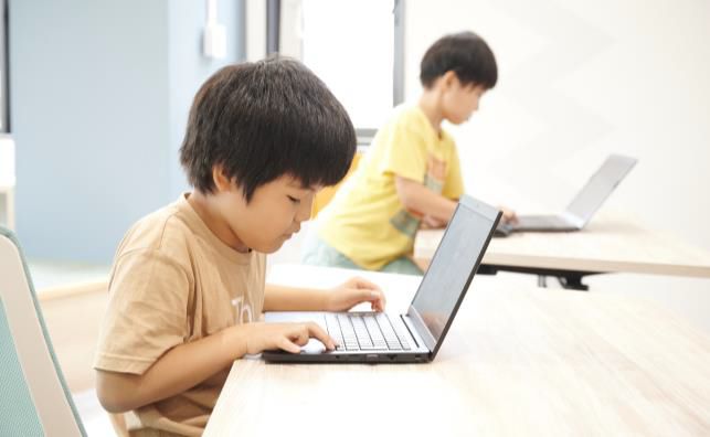 プログラミング教室MYLABは、「子どものインターネット利用のセキュリティに関するワークショップ（お子様向け）・セミナー（保護者向け）」（いずれも参加費無料）を開催致します。
